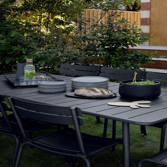 TABLE 207 X 100 CM