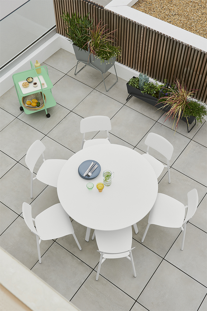 mobilier de jardin, table metal, chaise metal, mobilier design, outdoor chair, outdoor table, patio furniture