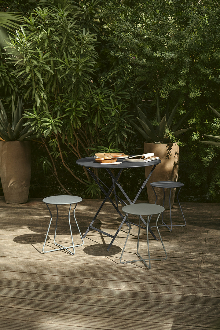 mobilier de jardin, table metal, tabouret metal, outdoor furniture