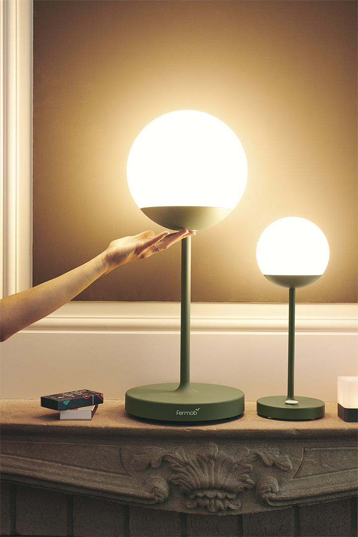 lampe sans fil, lampe a poser, lampe design, lampe moon, fermob lamp, wireless lamp